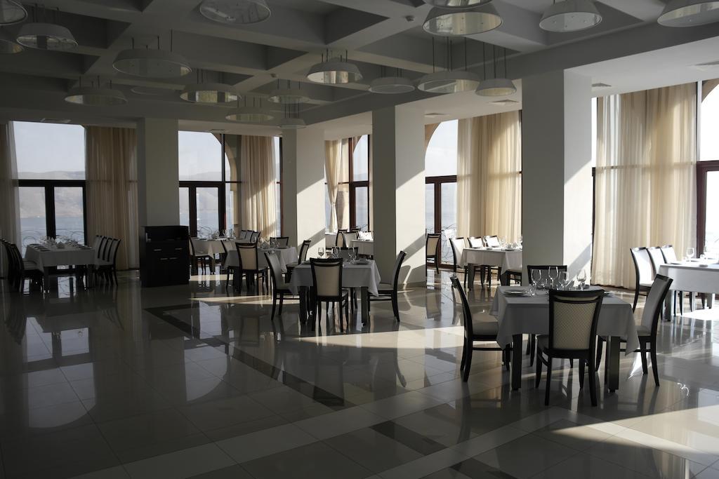 Akhtamar Hotel Cjsc Arzakan Екстериор снимка