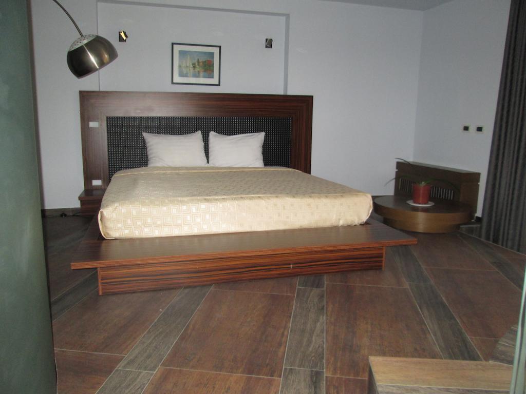 Akhtamar Hotel Cjsc Arzakan Стая снимка