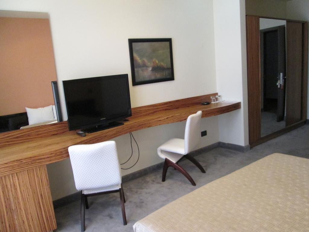 Akhtamar Hotel Cjsc Arzakan Стая снимка