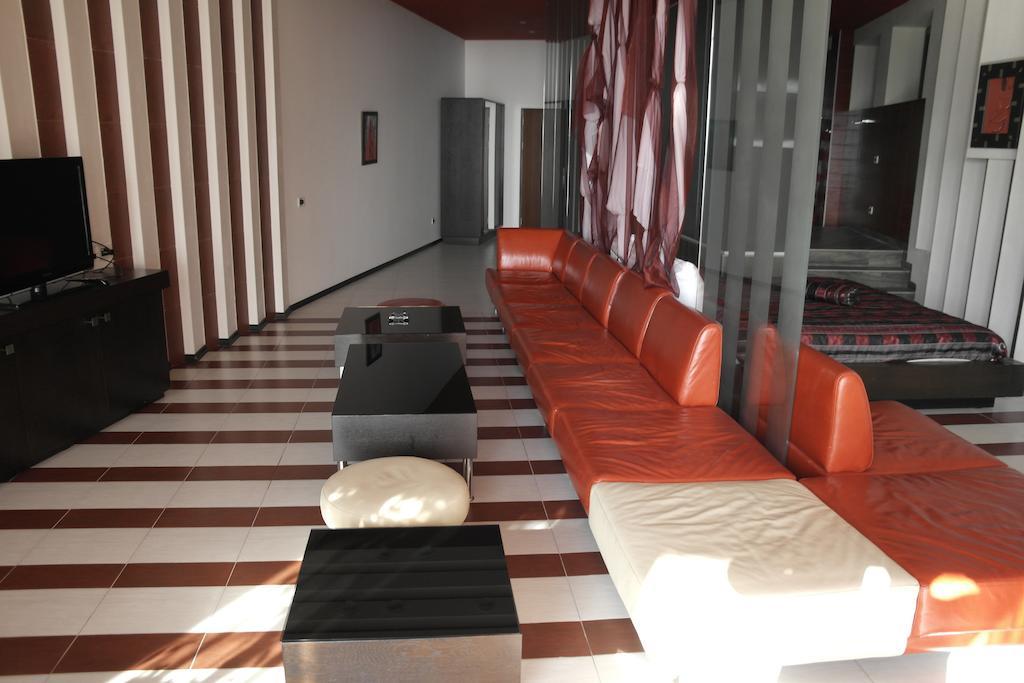 Akhtamar Hotel Cjsc Arzakan Стая снимка