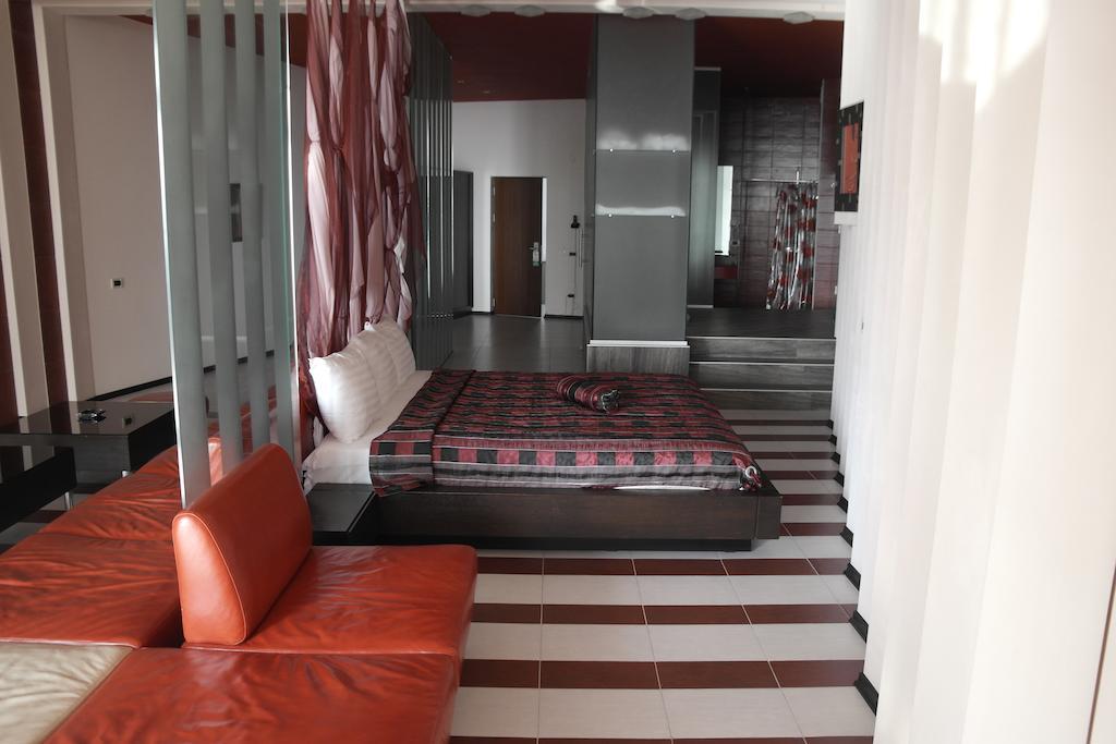 Akhtamar Hotel Cjsc Arzakan Стая снимка