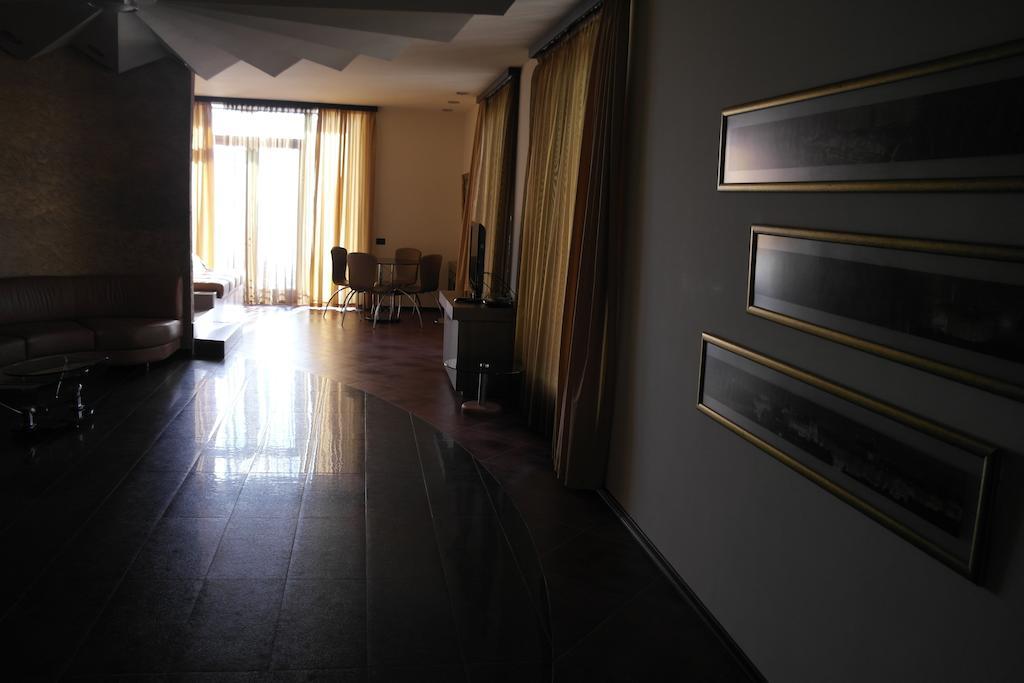 Akhtamar Hotel Cjsc Arzakan Стая снимка