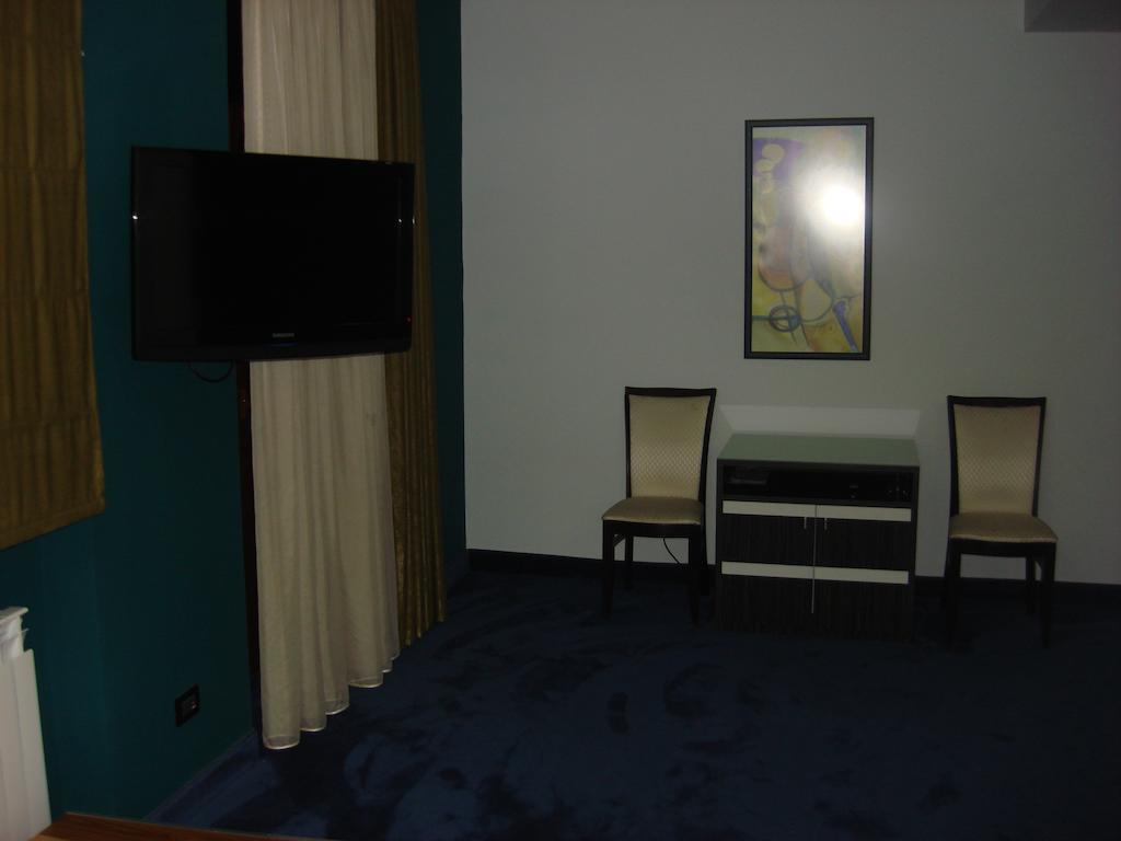 Akhtamar Hotel Cjsc Arzakan Стая снимка