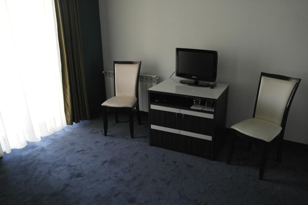 Akhtamar Hotel Cjsc Arzakan Стая снимка